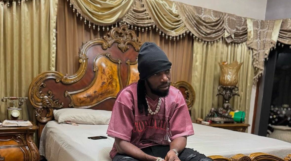 Minister accuses Mavado of nonpayment for home drapes