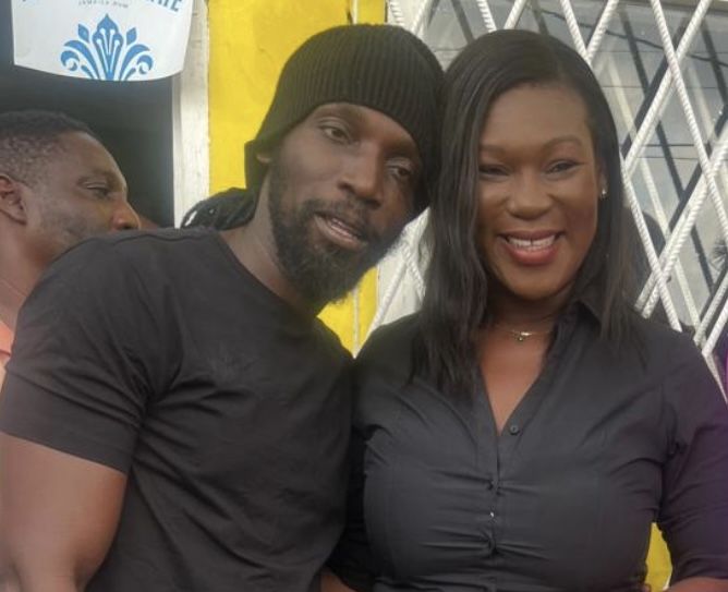 Mavado brings aid to Braes River St Elizabeth