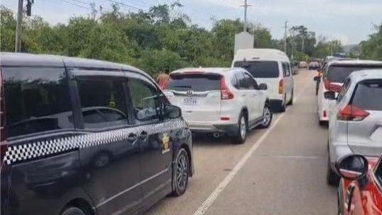 Traffic gridlock hits St Ann again